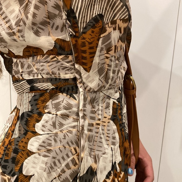 H&M The Savanna Dress 3 Seasons Dress Size 8 - Picture 8 of 8